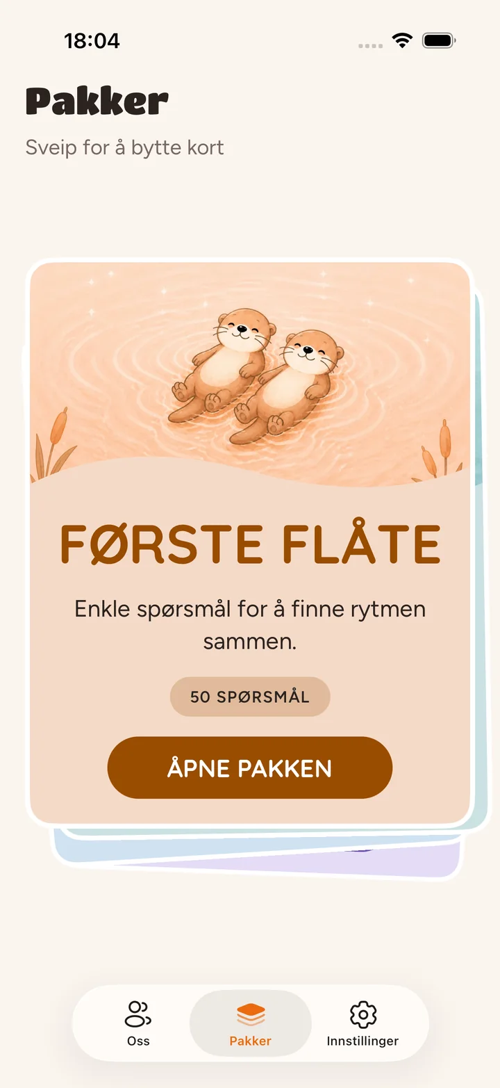 Pakkehyllen med Første flåte åpnet over kortene