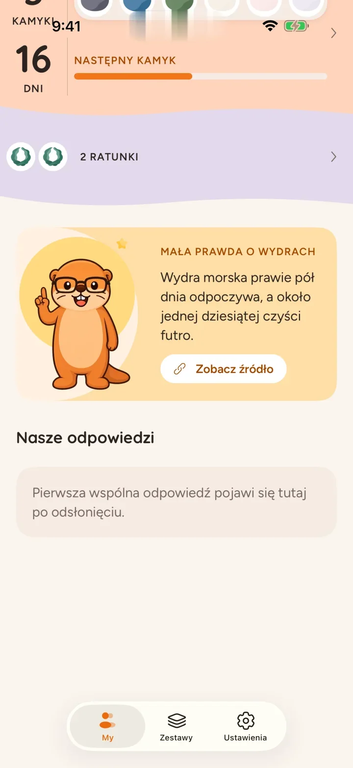 Ekran główny Ottermates z dwiema wydrami, serią 14 dni i gotowym pytaniem na dziś